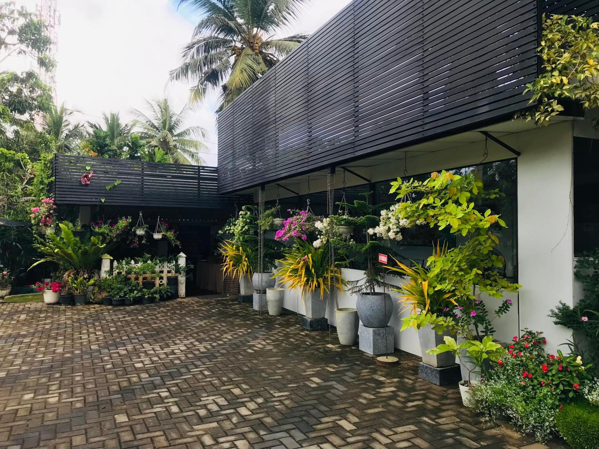Pinidiya Resort อนุราธปุระ ภายนอก รูปภาพ