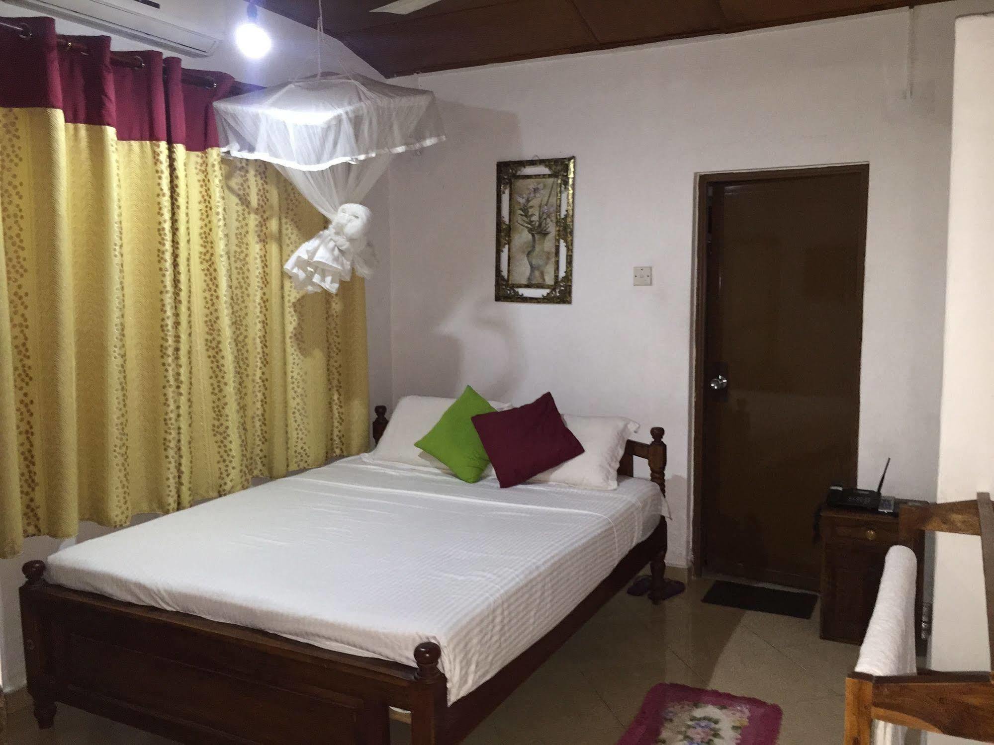 Pinidiya Resort อนุราธปุระ ภายนอก รูปภาพ